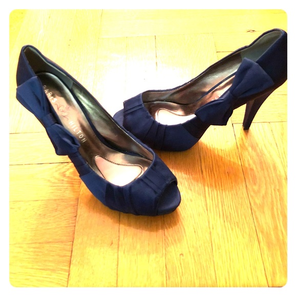 Paris Hilton Shoes - Paris Hilton Satin Pep Toe Pumps 💙